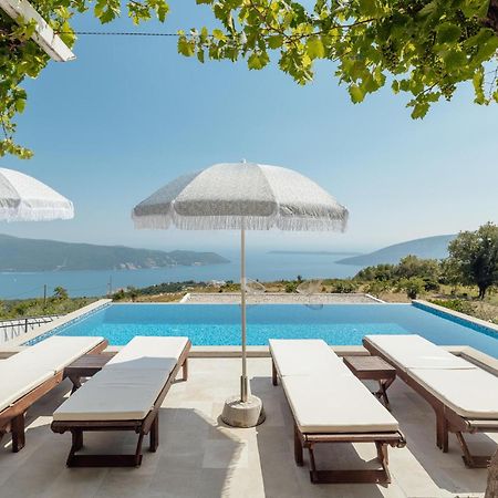 Amazing Home In Herceg Novi With House Sea View 외부 사진