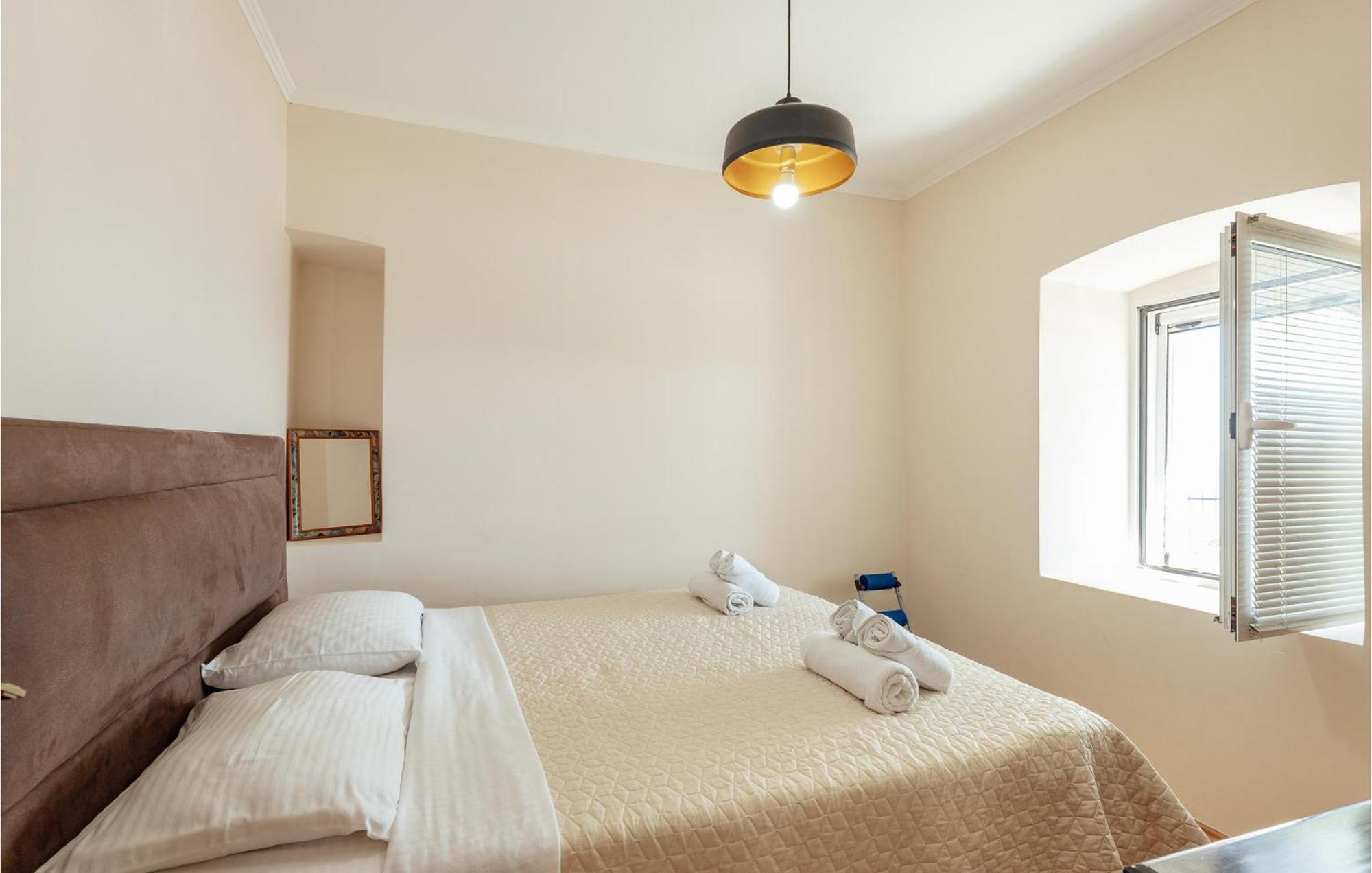 Amazing Home In Herceg Novi With House Sea View 외부 사진